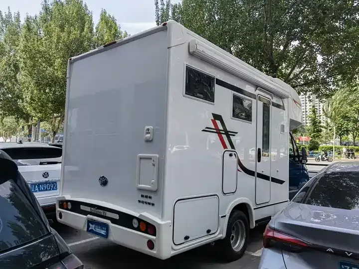 Turester C Single Expansion RV 2019 3.0T Manual 4