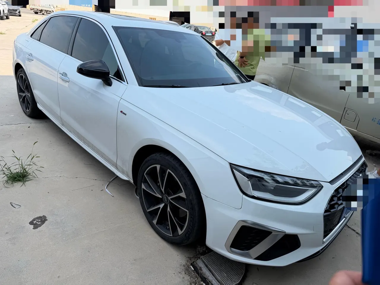 Audi 2022 A4L 2.0TFSI 40TFSI Fashion Dynamic Automatic 2