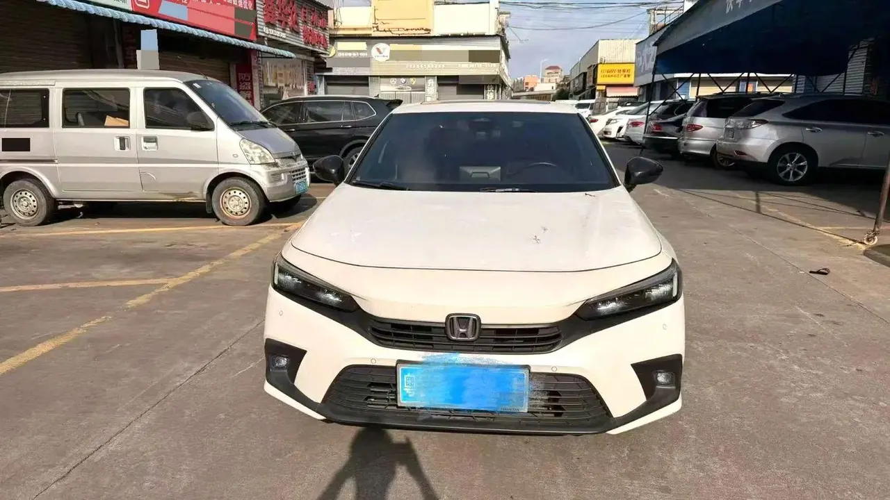 Honda 2022 Civic 1.5T Stepless 240TURBO Dynamic Automatic Gear 2