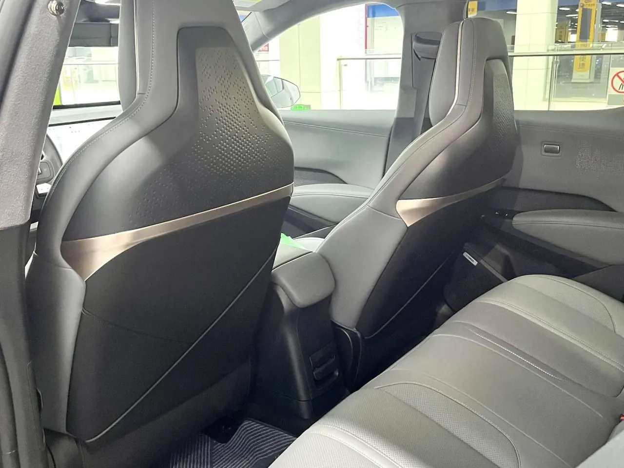 Zeekr 2025 Zeekr X five-seat four-wheel drive sports version automatic gear 7