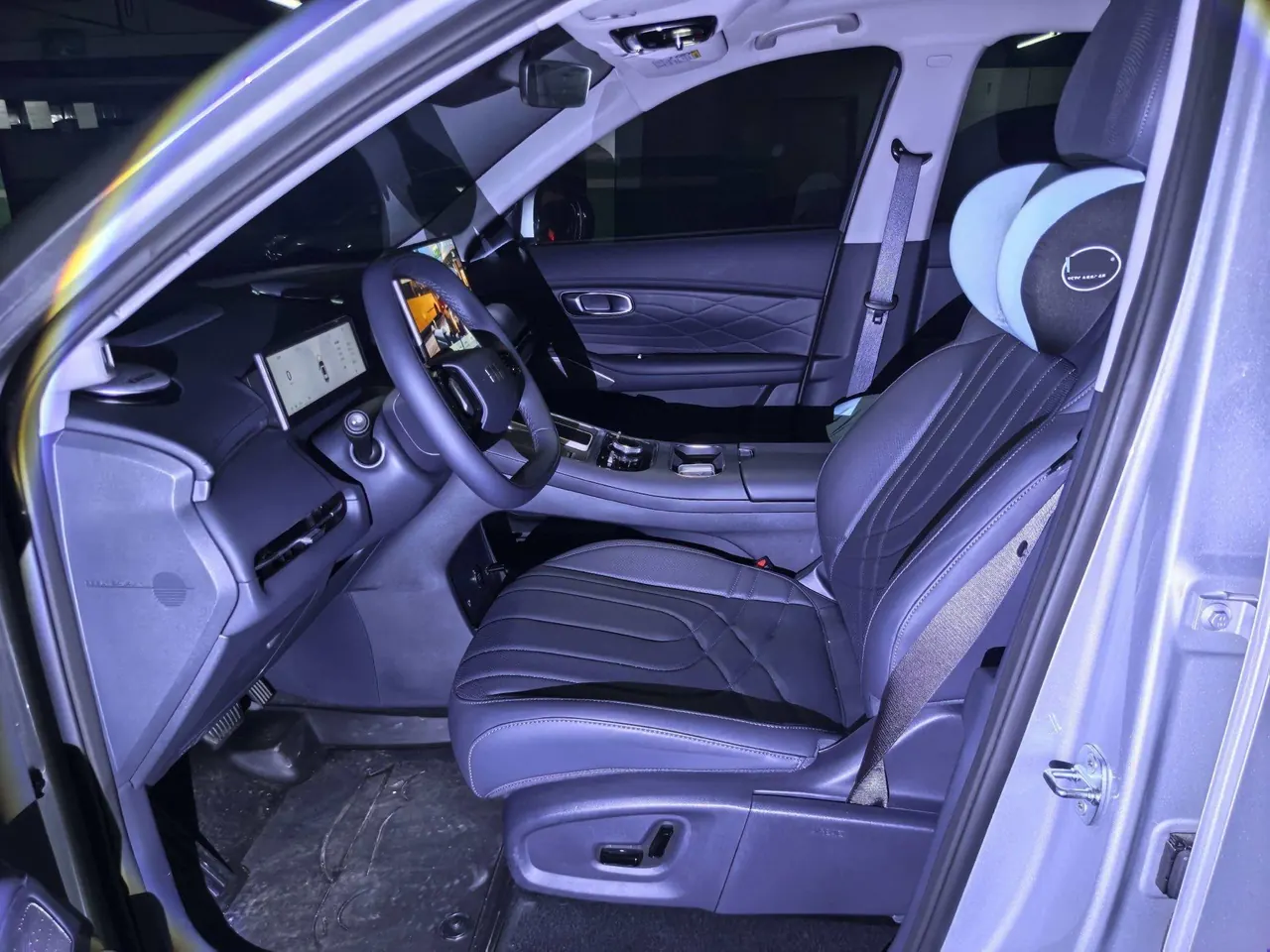 Geely Galaxy 2026 Starship 7 EM-i 1.5 135km Pilot Edition Automatic Gear 3