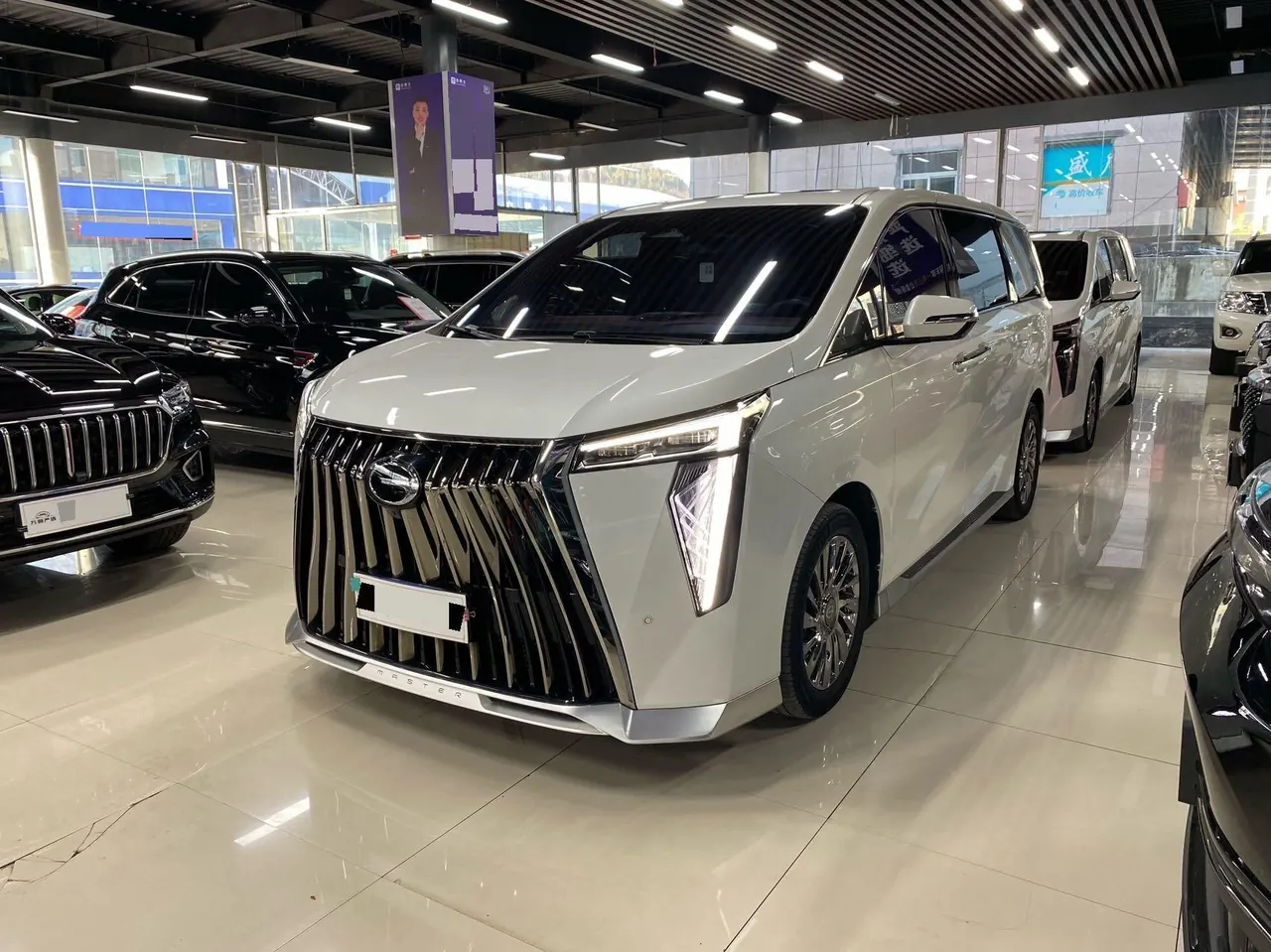 Chuanqi 2023 M8 2.0T 400T Master Series Flagship Automatic Gear - View 1