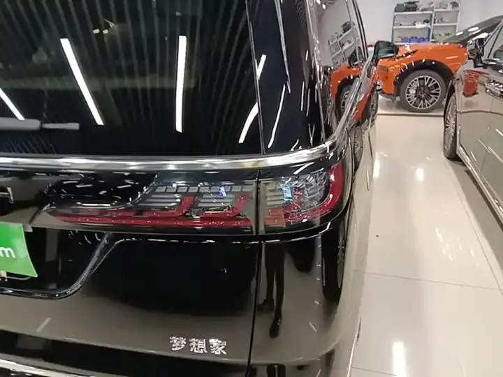Voyah dreamer 2025 PHEV four-wheel drive distinguished dry Kun version 8