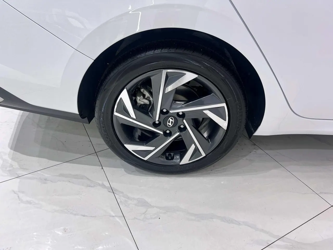 Hyundai 2023 Elantra-sedan 1.5 stepless GLX elite automatic gear 17
