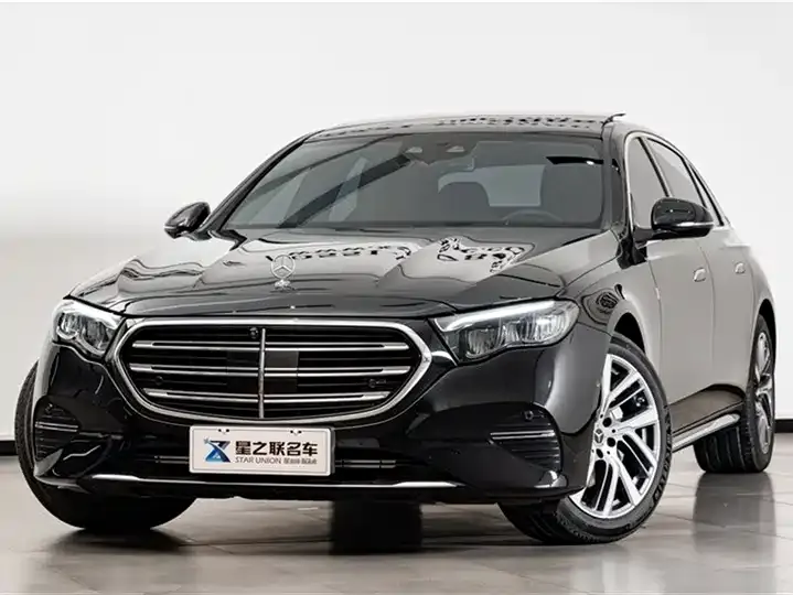 Mercedes Benz E-Class 2025 to E 300 L Fashion 3