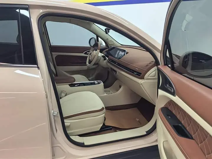 Ora Good Cat 2022 model, Morandi Edition, 400km standard range, Luxury trim, ternary lithium 8