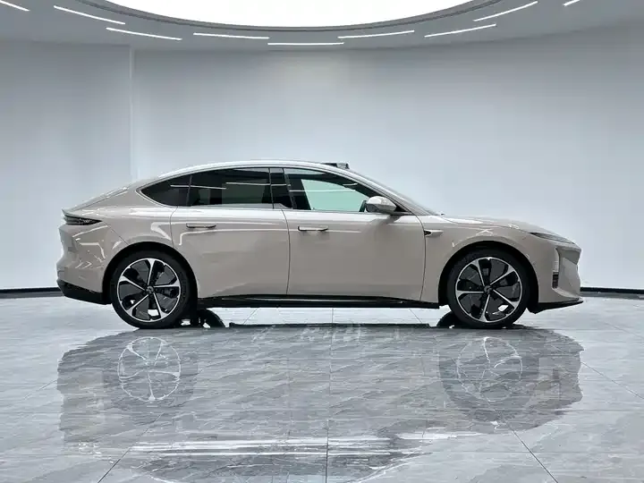 NIO ET5 2025 section 75kWh 8
