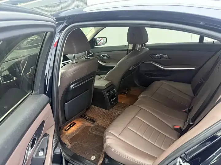 BMW 3 Series 2021 325Li M Sports Suit 8