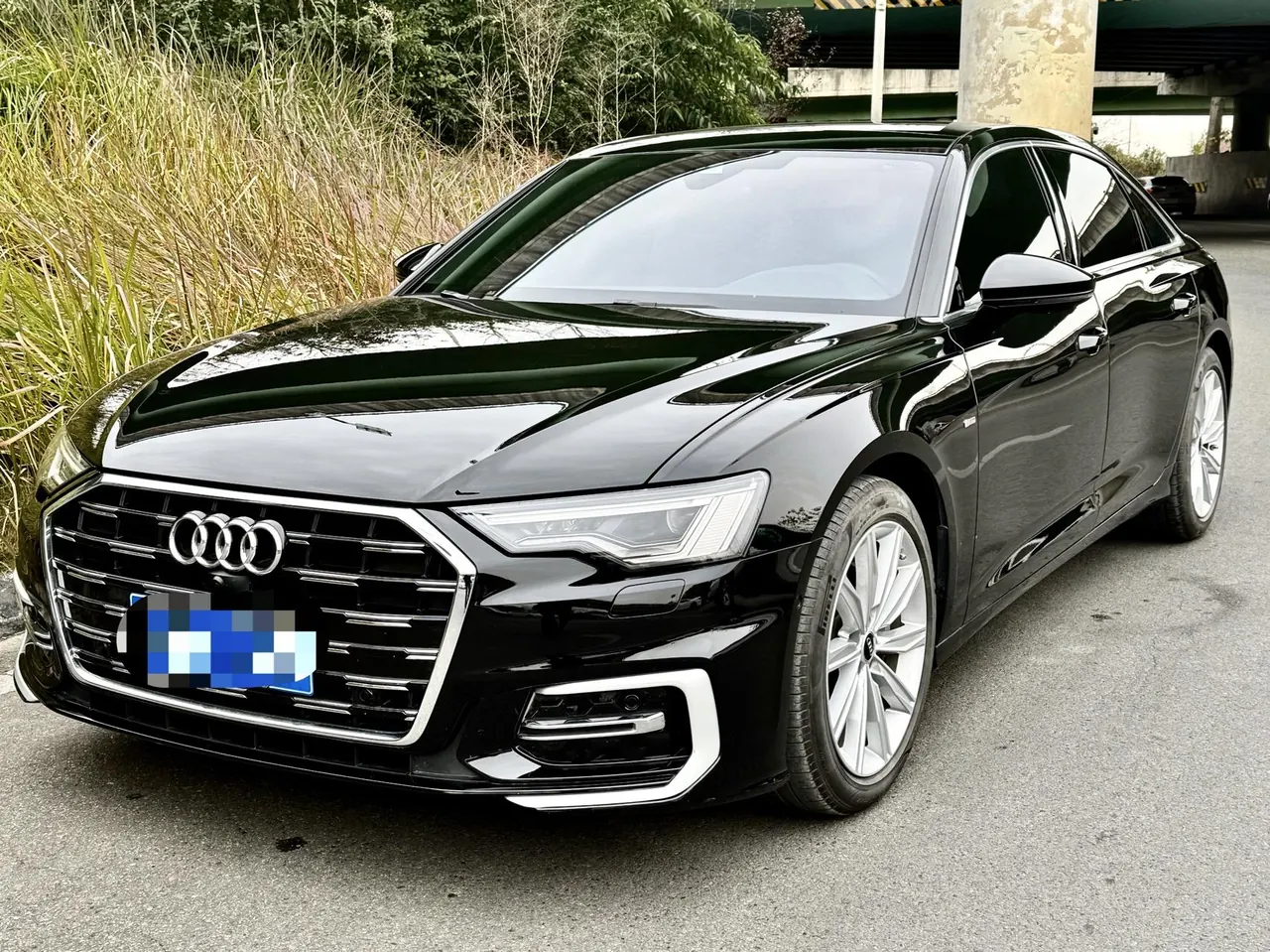 Audi 2023 A6L 2.0TFSI 45TFSI Selected Dynamic (Modified) Automatic Gear - View 1