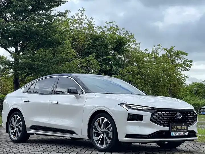 Mondeo 2022 EcoBoost 245 Extreme 3