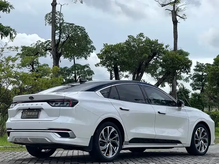 Mondeo 2022 EcoBoost 245 Extreme 6