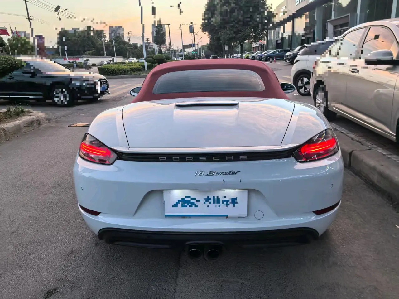 Porsche 718 (Imported) 2022 718 Boxer 2.0T Automatic 5