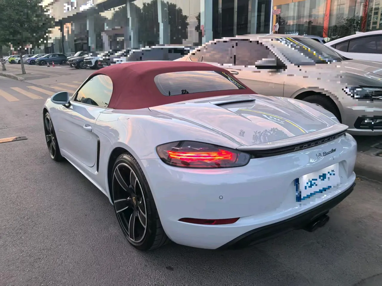 Porsche 718 (Imported) 2022 718 Boxer 2.0T Automatic 7