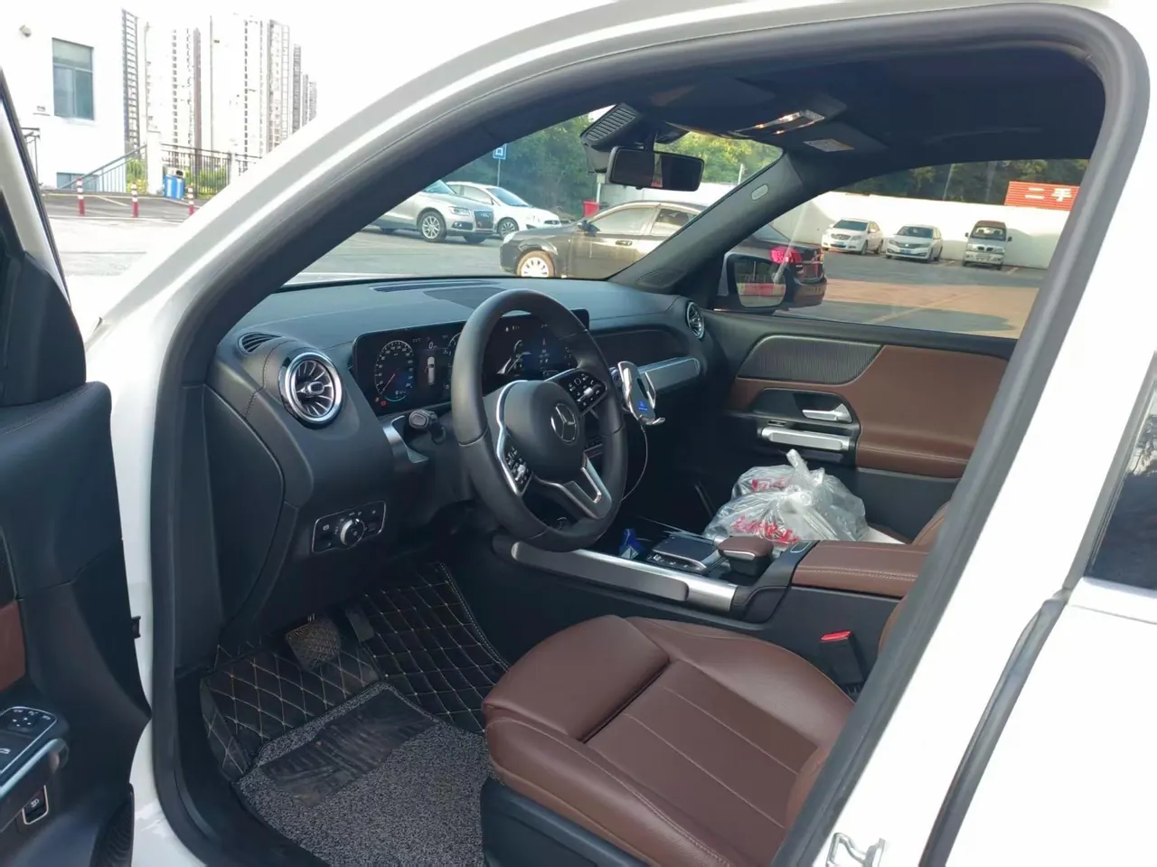 Mercedes Benz 2021 GLB 200 1.3T Dynamic Automatic 5