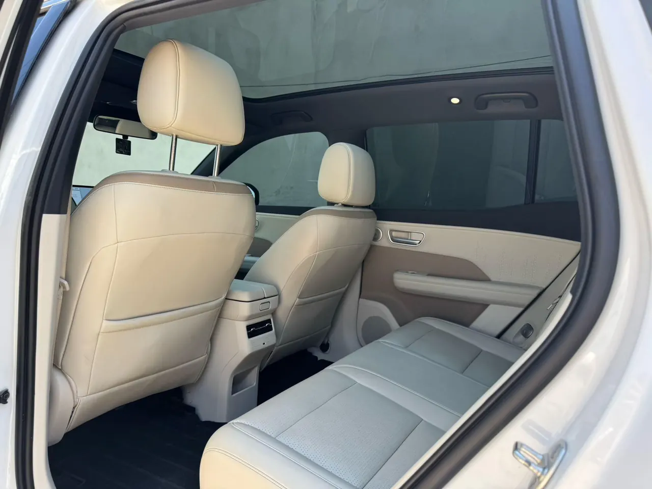 Toyota 2025 Platinum Intelligence 3X 520 Pro Advanced Intelligence Driving Edition Automatic Gear 3