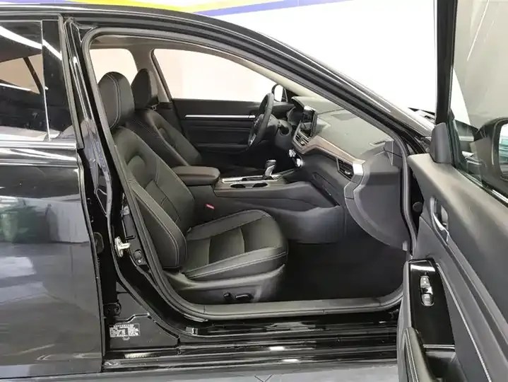Teana 2021 2.0L XL Comfort Edition 8