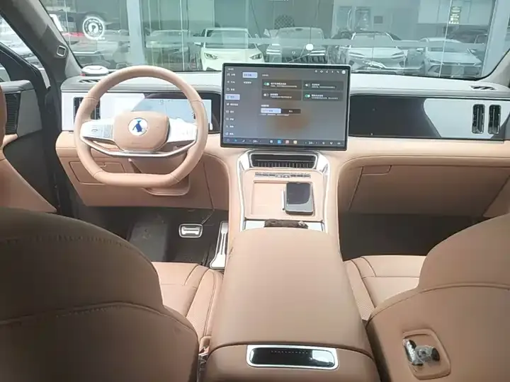 Denza N8L 2025 flagship 6