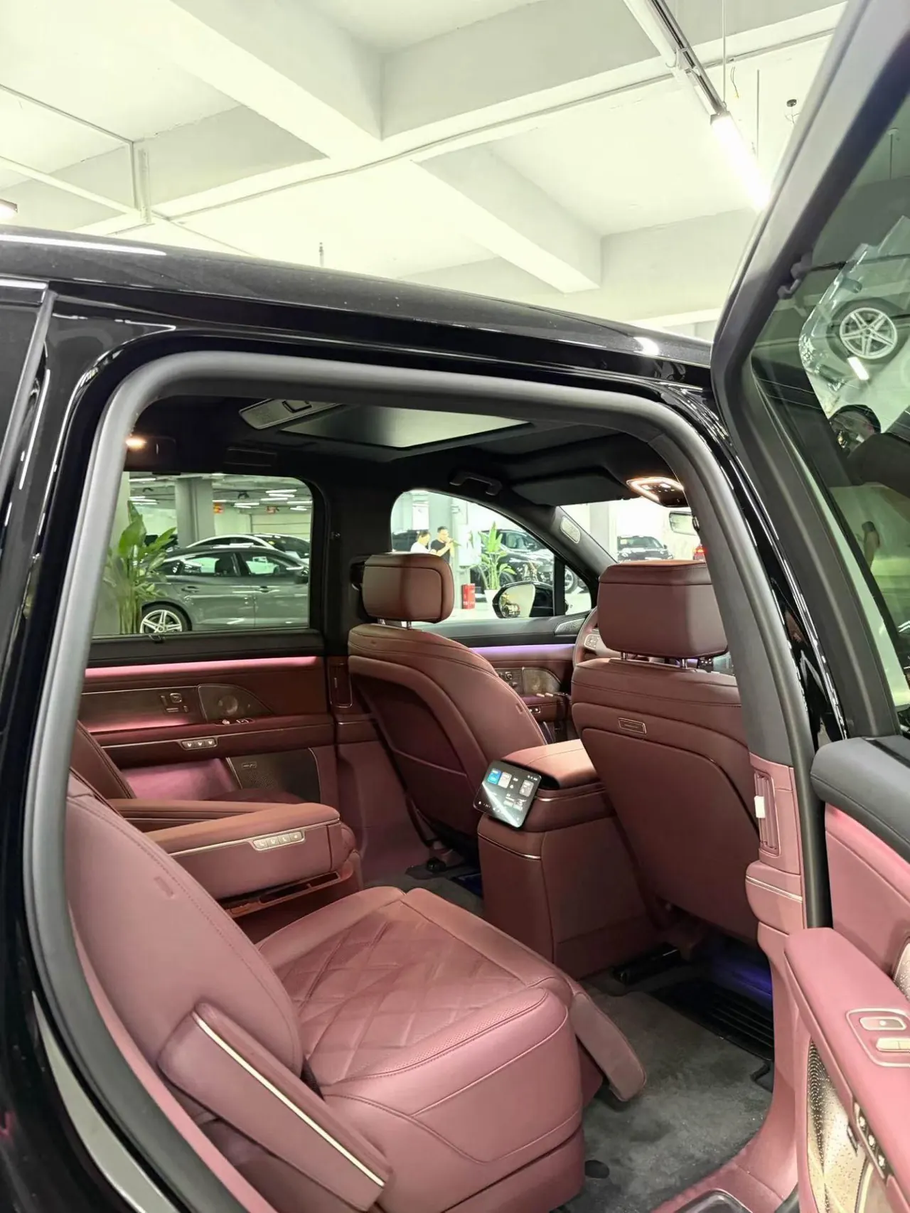 NIO 2026 ES8 6-seat executive deluxe automatic gear 6