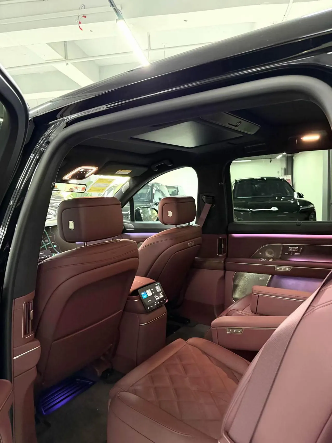 NIO 2026 ES8 6-seat executive deluxe automatic gear 9