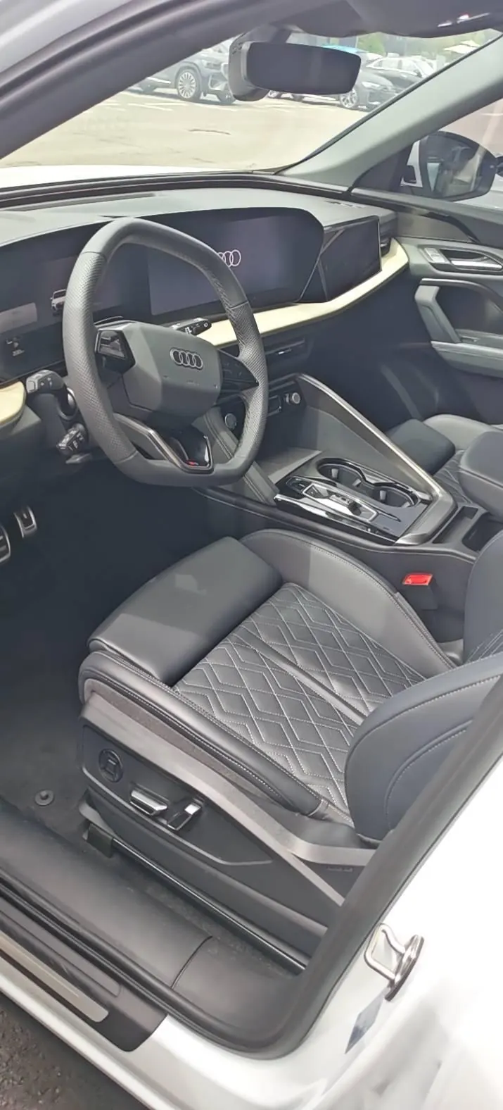 Audi 2026 Q5L 20 T 10 million users exclusive version of automatic gear 6