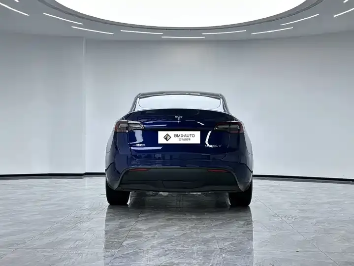 Model Y 2022 long-range all-wheel drive 6