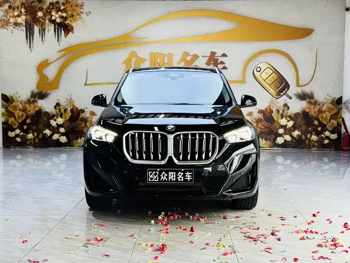 BMW X1 2025 sDrive25Li X Design Set 2