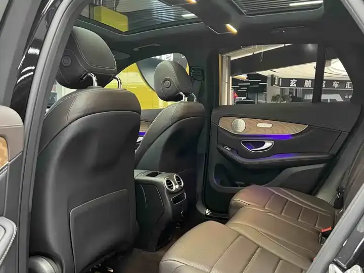 Mercedes Benz GLC 2020 Modified GLC 260 L 4MATIC Dynamic 12