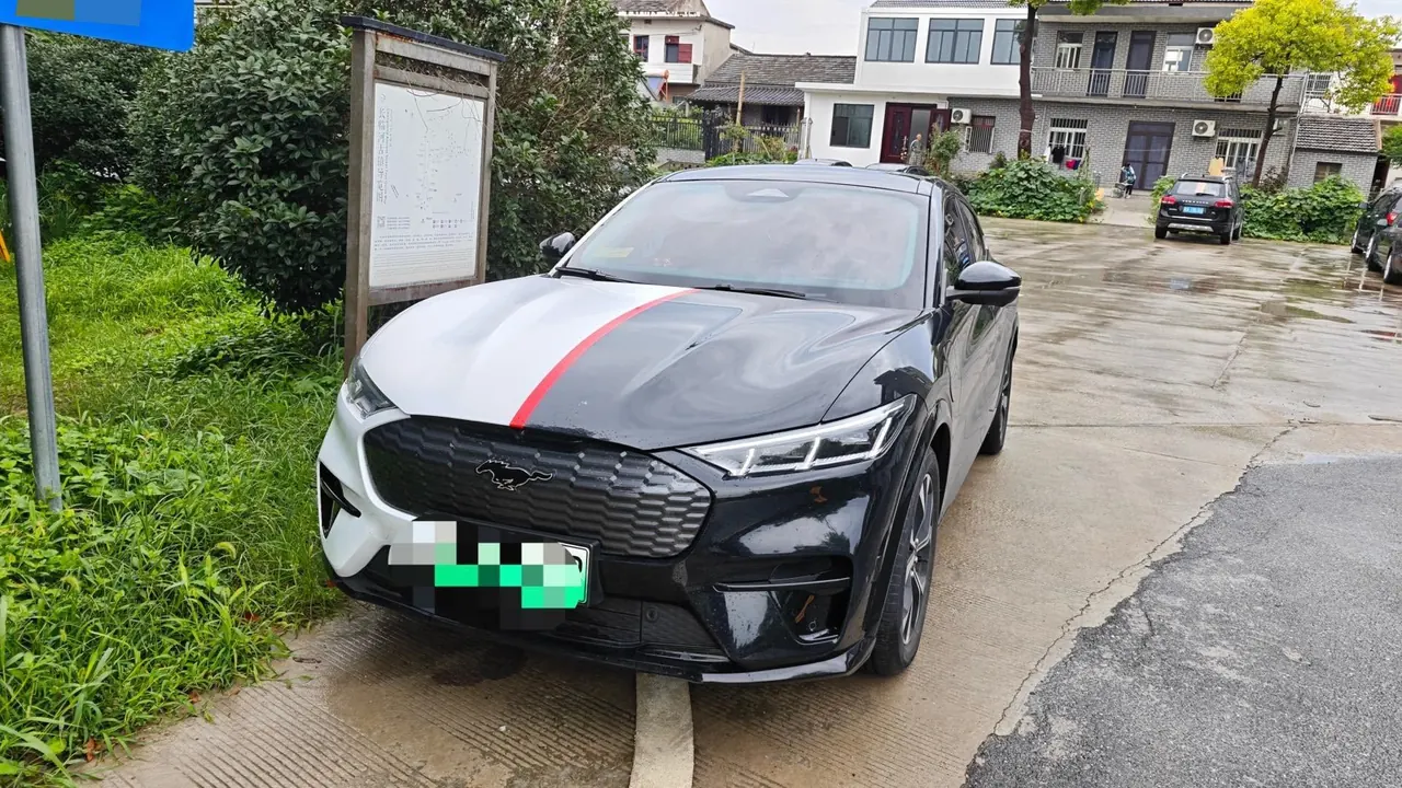 Открыть галерею: Ford Mustang (Imported) 2021 Mustang Mach-E Endless Rear Drive Edition (Long Endurance) Automatic Gear