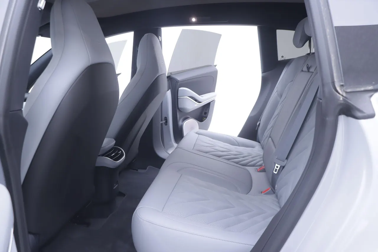 NIO 2026 ET5T 100kWh Touring automatic - View 1