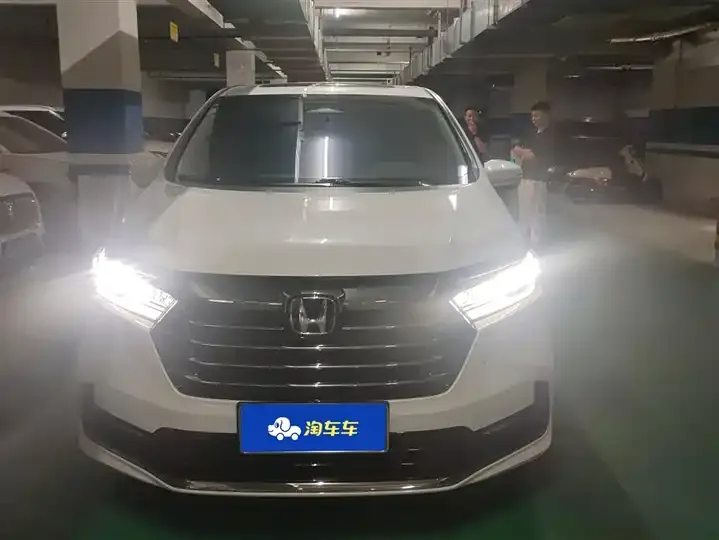 Odyssey 2024 2.0L e:HEV Rui Leading Edition 2