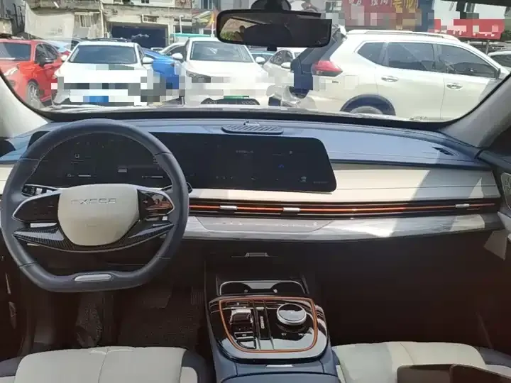 Xingtu Chifeng C- DM 2024 C- DM 1.5TCI 105KM Land Crown Edition 10