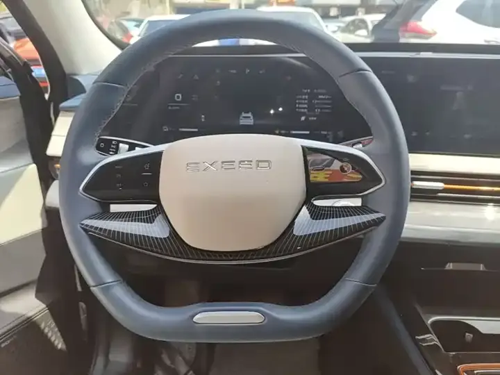 Xingtu Chifeng C- DM 2024 C- DM 1.5TCI 105KM Land Crown Edition 11