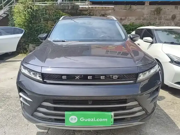Xingtu Chifeng C- DM 2024 C- DM 1.5TCI 105KM Land Crown Edition 3