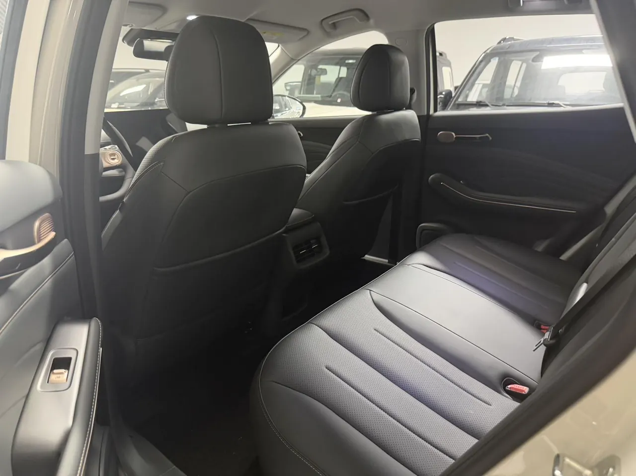 BaoJun 2026 Yunhai 500km Pure Electric Standard Edition Automatic Gear 5