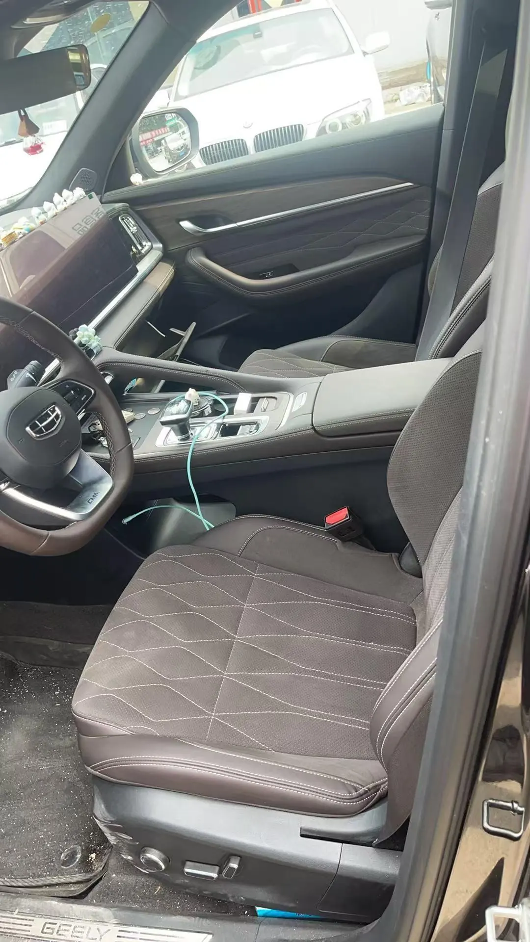 Geely 2026 XingyueL (Monjaro) 2.0TD Oriental Obsidian Star Edition Automatic Gear 5