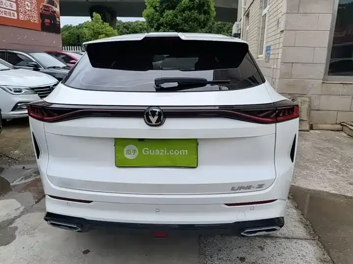 ChangAn UNI-Z 2025 1.5T Luxury Model 6