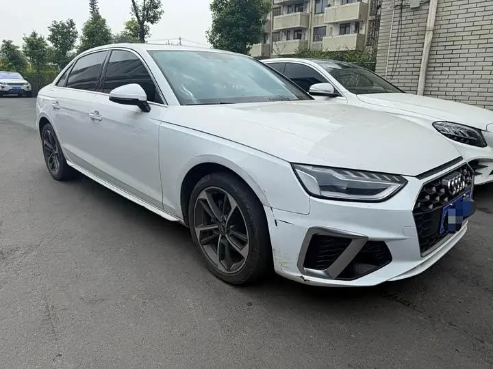 Audi A4L 2023 40 TFSI Deluxe Dynamic 3