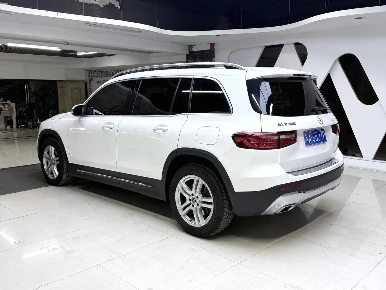 Mercedes Benz 2020 GLB 180 1.3T Fashion Automatic 5