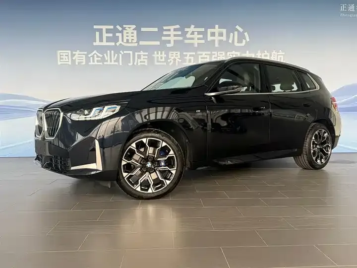 BMW X3 2025 xDrive30L exclusive M sports suit 3
