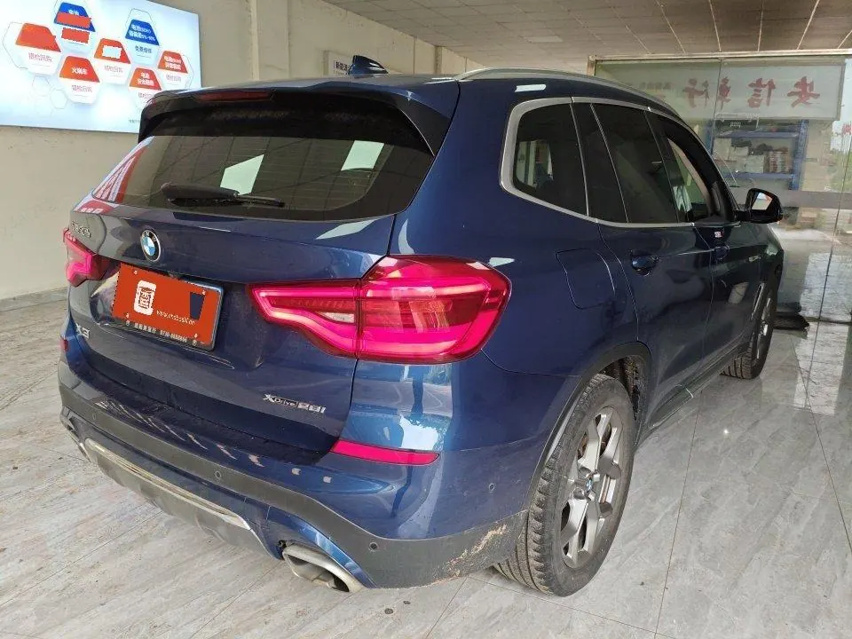 BMW 2021 X3 xDrive28i 2.0T M sports suit (changed) automatic gear 2
