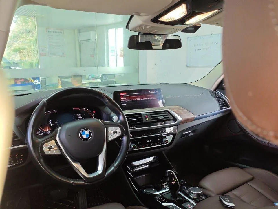 BMW 2021 X3 xDrive28i 2.0T M sports suit (changed) automatic gear 3