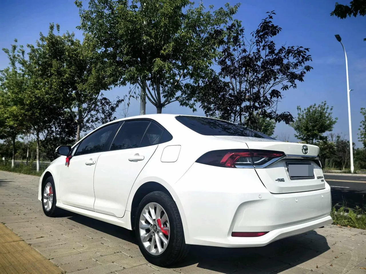 Toyota 2024 corolla 1.2T stepless elite version of automatic gear 3