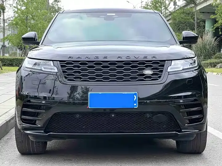 Range Rover Star Vein 2021 P250 Studded Black Collector's Edition 2