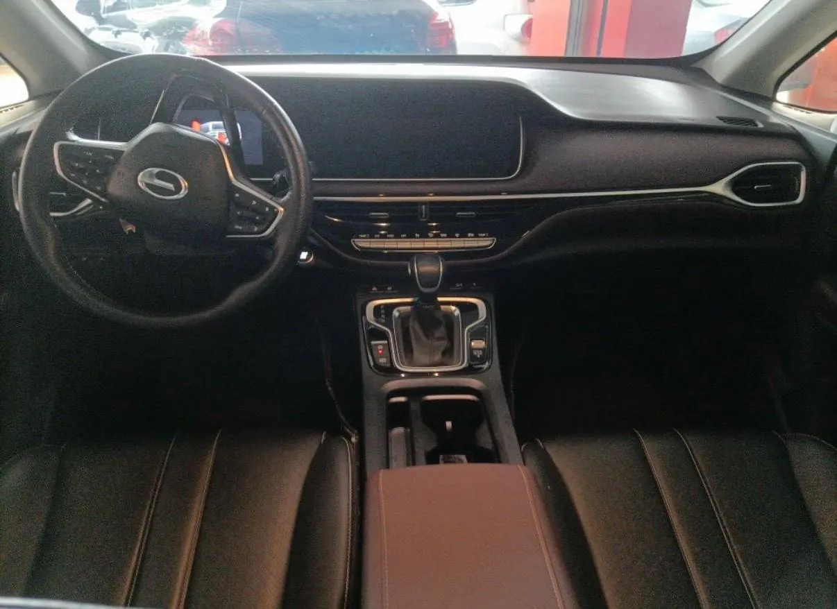 GAC Trumpchi 2021 M6 PRO 1.5T 270T Prestige Automatic 3