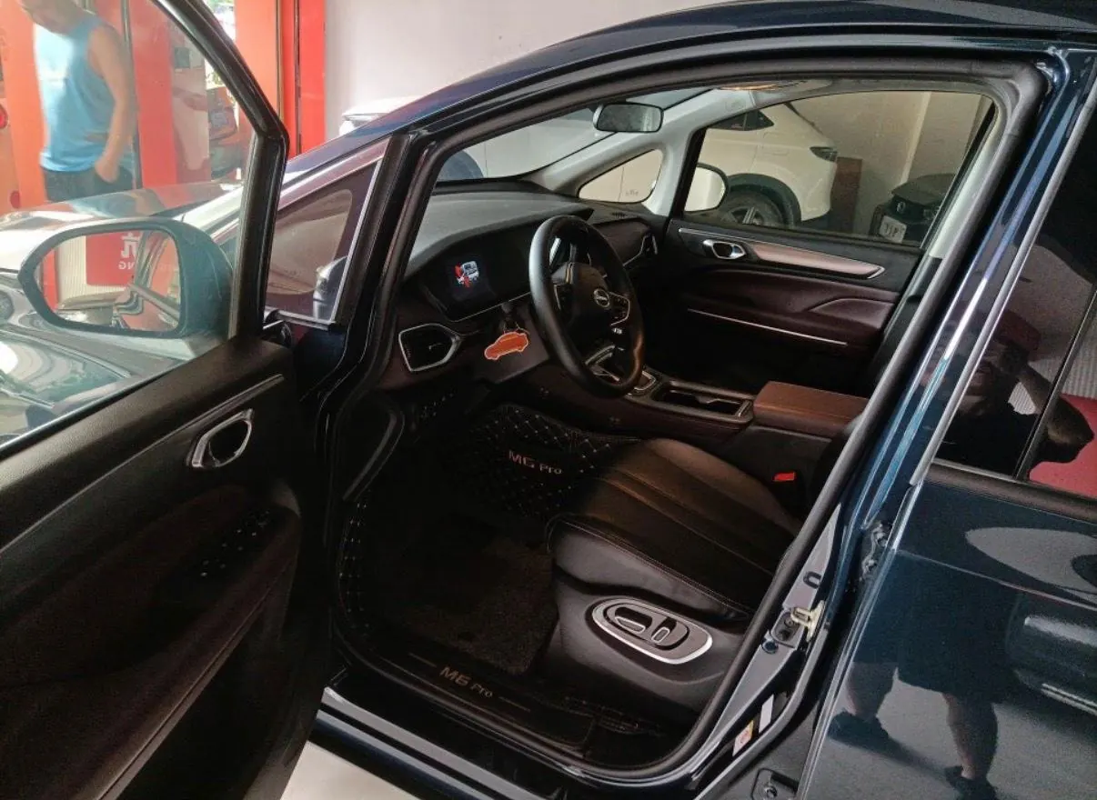 GAC Trumpchi 2021 M6 PRO 1.5T 270T Prestige Automatic 5