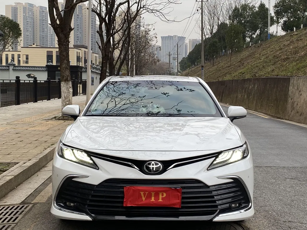 Toyota 2021 Camry 2.0G Stepless Deluxe Edition Automatic Gear - View 1