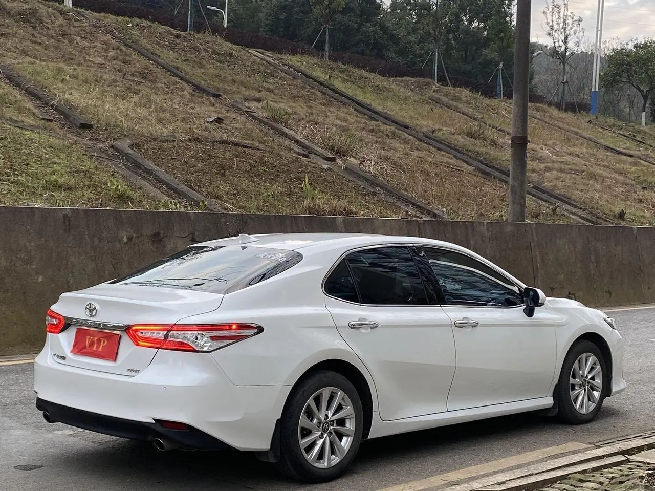 Toyota 2021 Camry 2.0G Stepless Deluxe Edition Automatic Gear 6