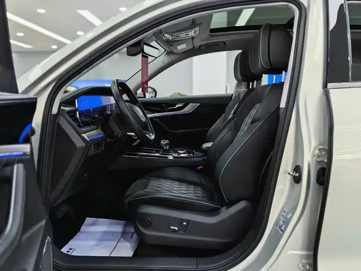 HongQi HS5 2022 2.0T Smart Flag Enjoy Four-wheel Drive Edition 4