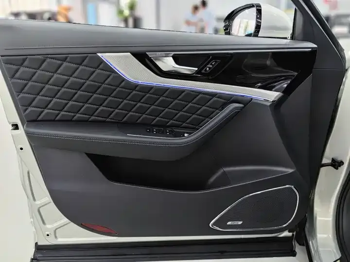 HongQi HS5 2022 2.0T Smart Flag Enjoy Four-wheel Drive Edition 9
