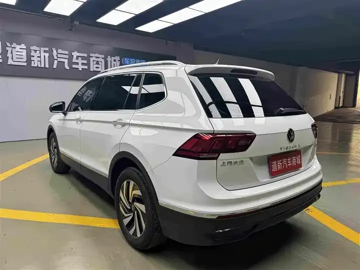 Tiguan L 2024 300TSI Automatic Two-Drive Smart Edition 7